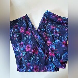 Constantly Varied Gear Vibrant Floral Leggings